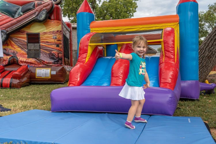 IMG 7360 1737492542 big Bounce House Rentals In Mustang, OK