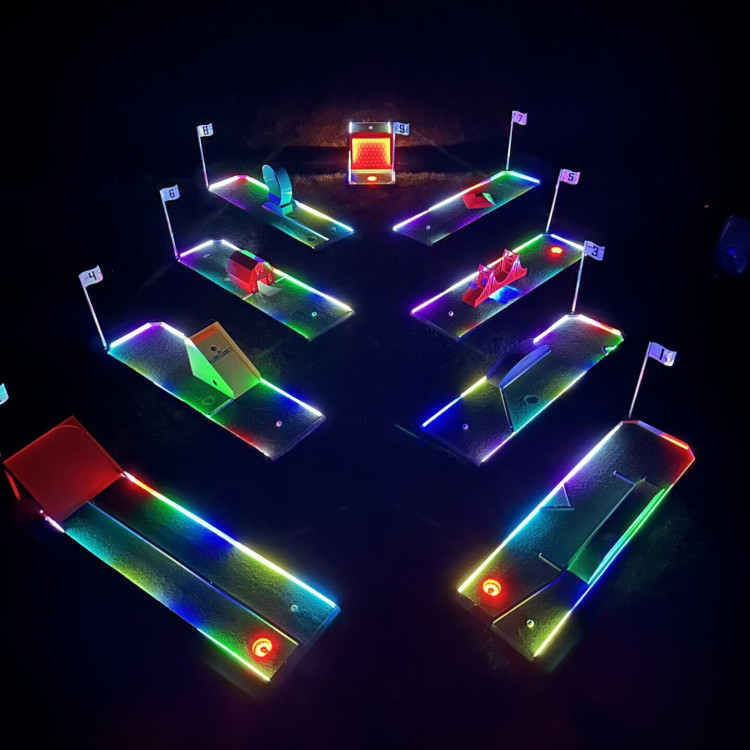 18 Hole Premium LED Mini Golf